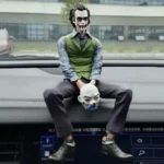 ACTION FIGURE JOKER BATMAN DARK KNIGHT SITTING STATUE - Image 4